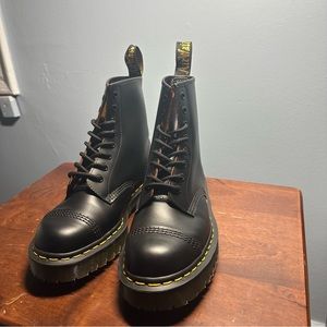 1460 Bex Made in England Toe Cap